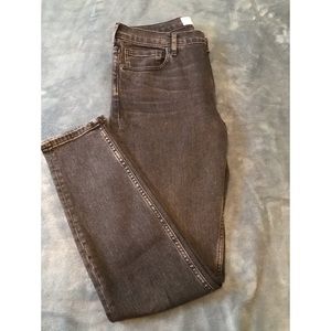 Everlane black, stonewashed jeans. Never worn. Size 30 tall